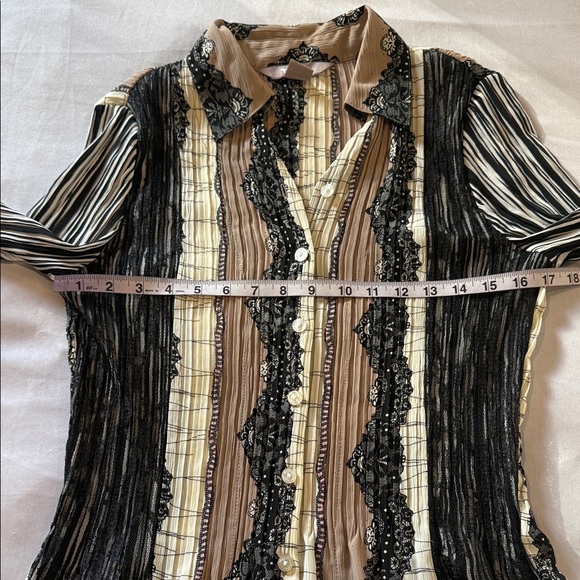 Tan Jay Blouse Striped Lace Pleats Long Bell Sleeves Black Tan Women’s Size 8 - Picture 4 of 11